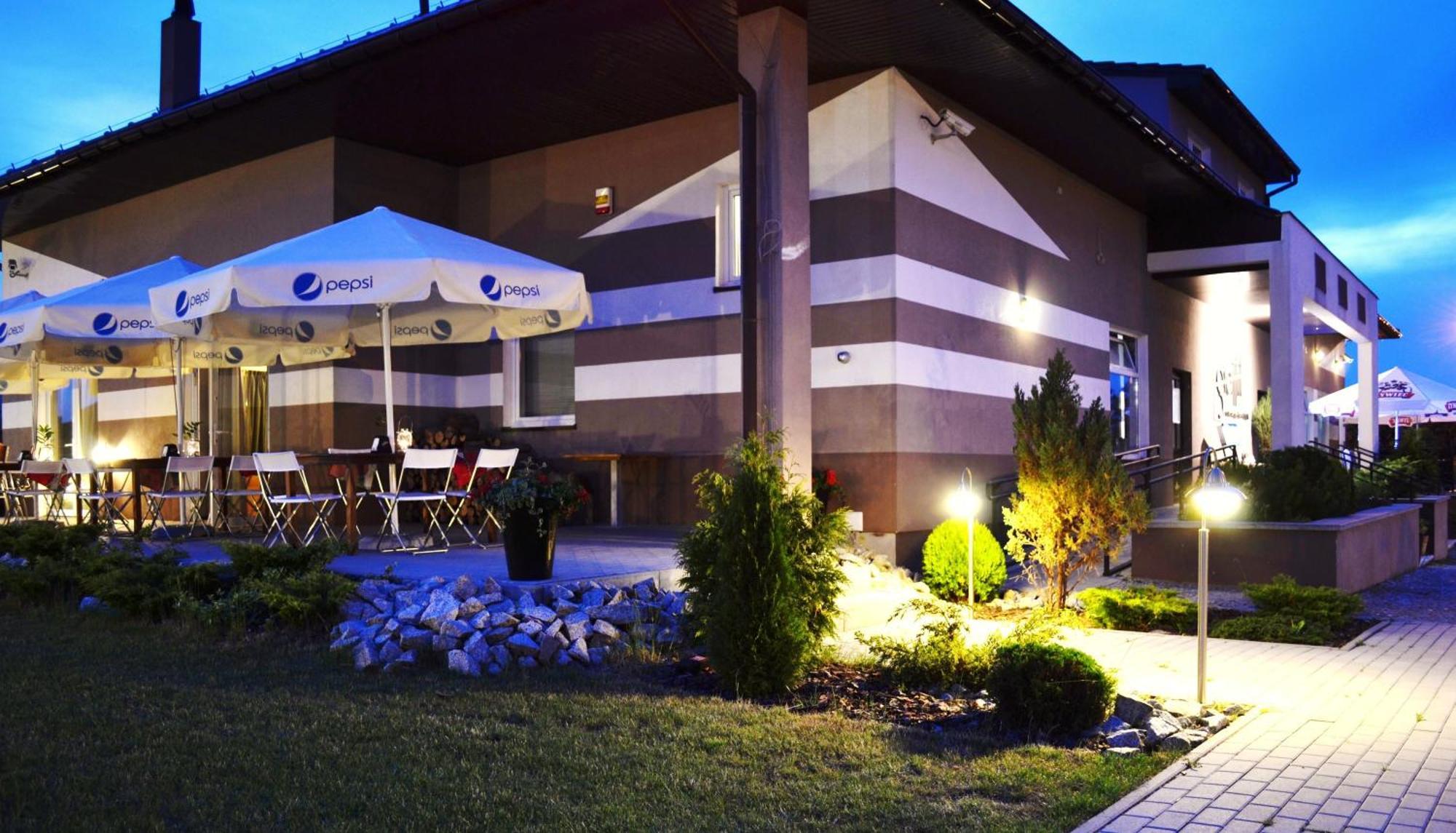 Hotel Graffit Świebodzin Exterior foto